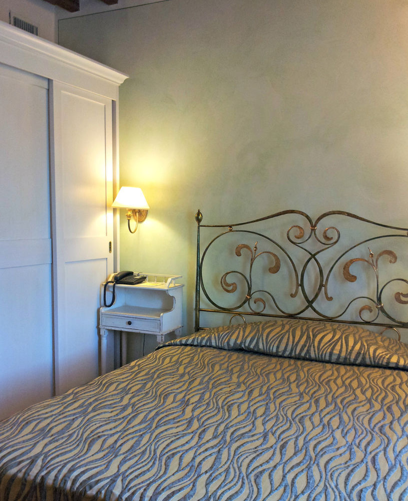 Borgo Sant'Ippolito Country Hotel Ginestra Fiorentina Εξωτερικό φωτογραφία