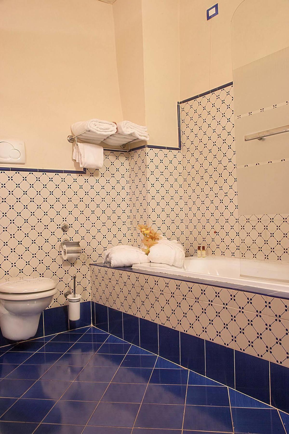 Borgo Sant'Ippolito Country Hotel Ginestra Fiorentina Εξωτερικό φωτογραφία