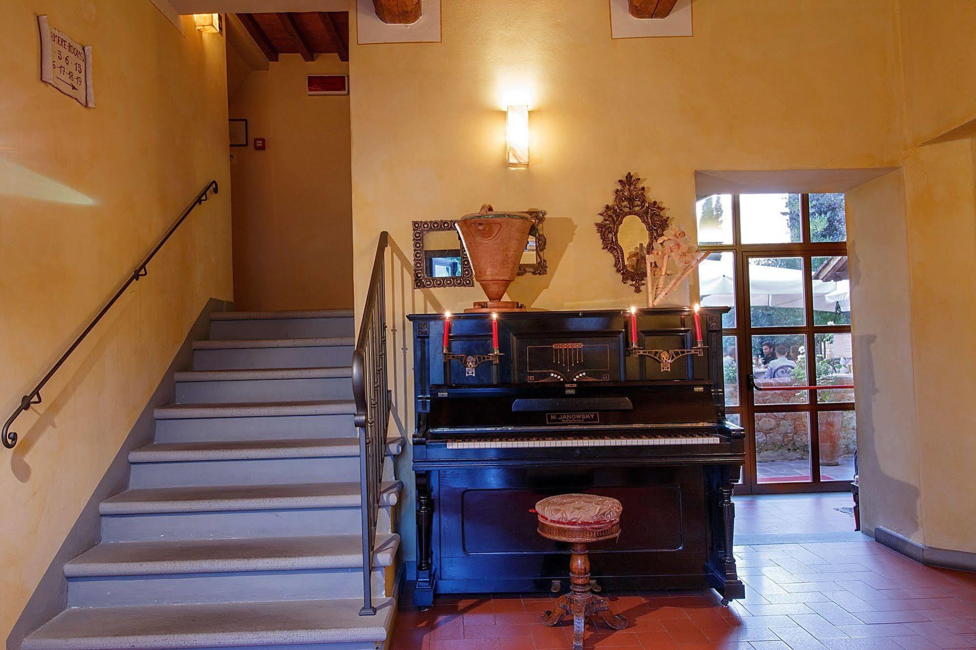 Borgo Sant'Ippolito Country Hotel Ginestra Fiorentina Εξωτερικό φωτογραφία